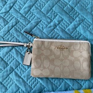 Coach Wristlet wallet